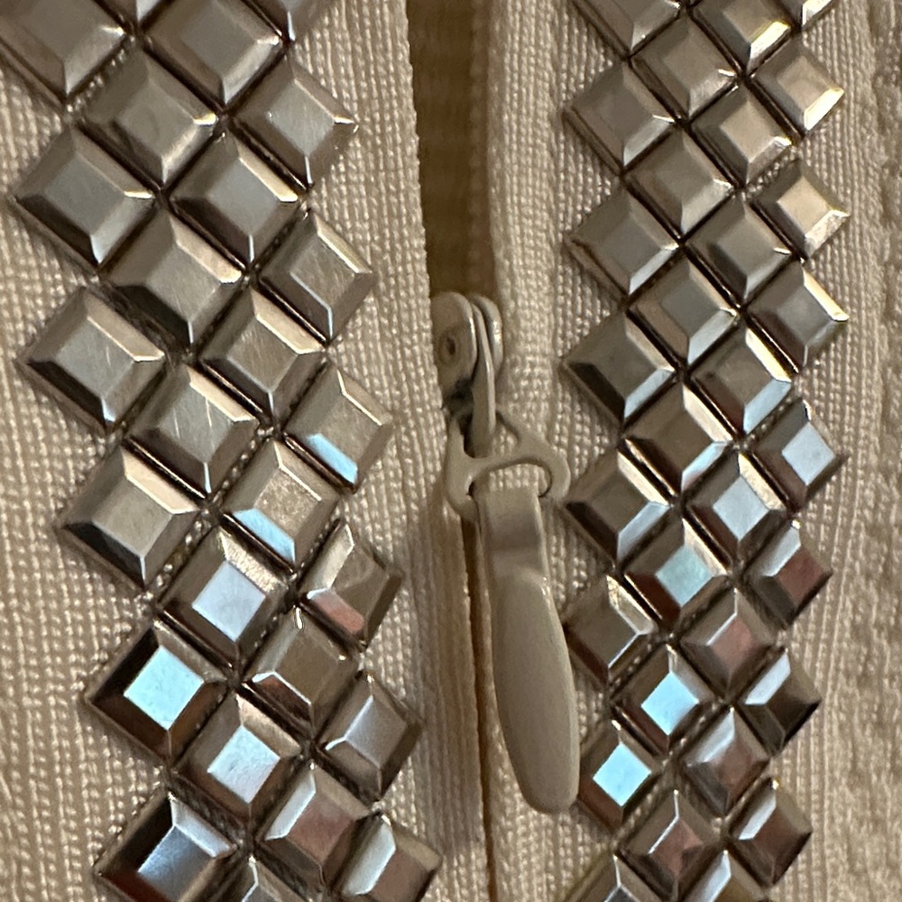 Herve Leger White and Silver Long Sleeve Dress - Picture 5 of 9